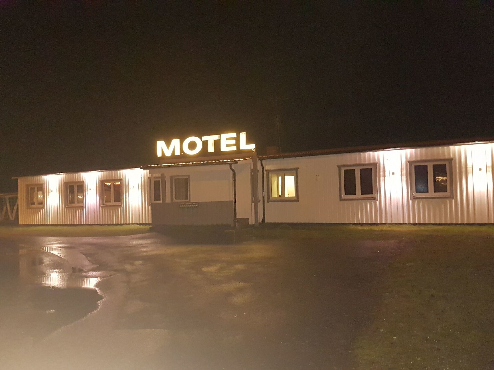 Motoristen Vara Bagian luar foto